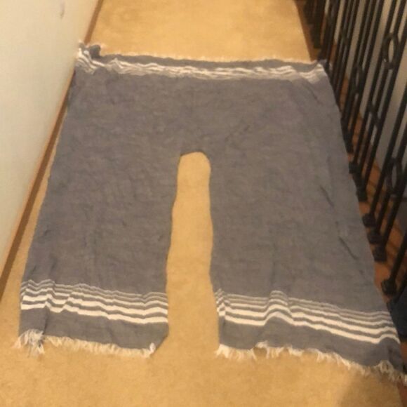 NWT Tommy Bahama GWP Breezy Travel Ruana, island navy - Picture 1 of 8